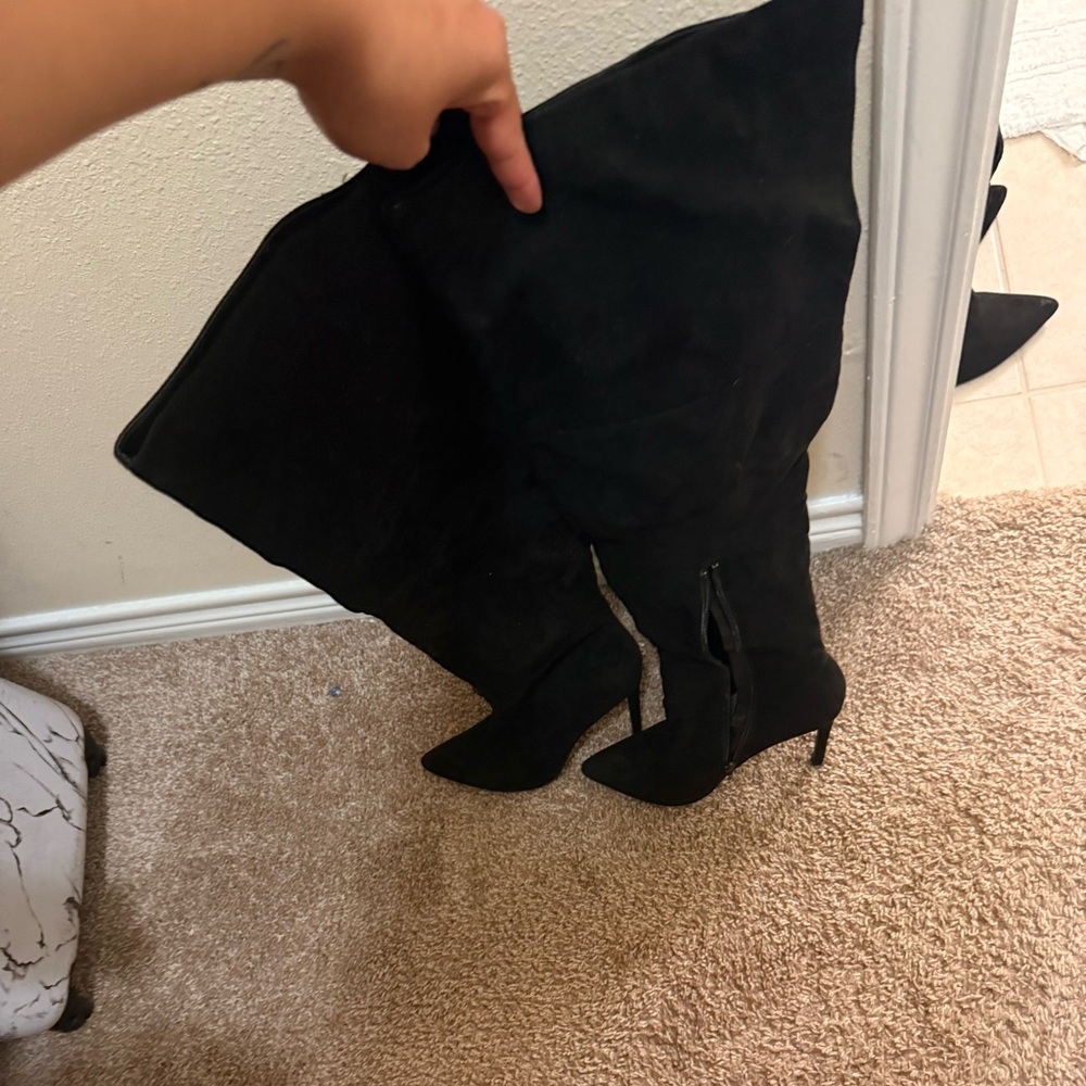 Elegant Black Women's Boots